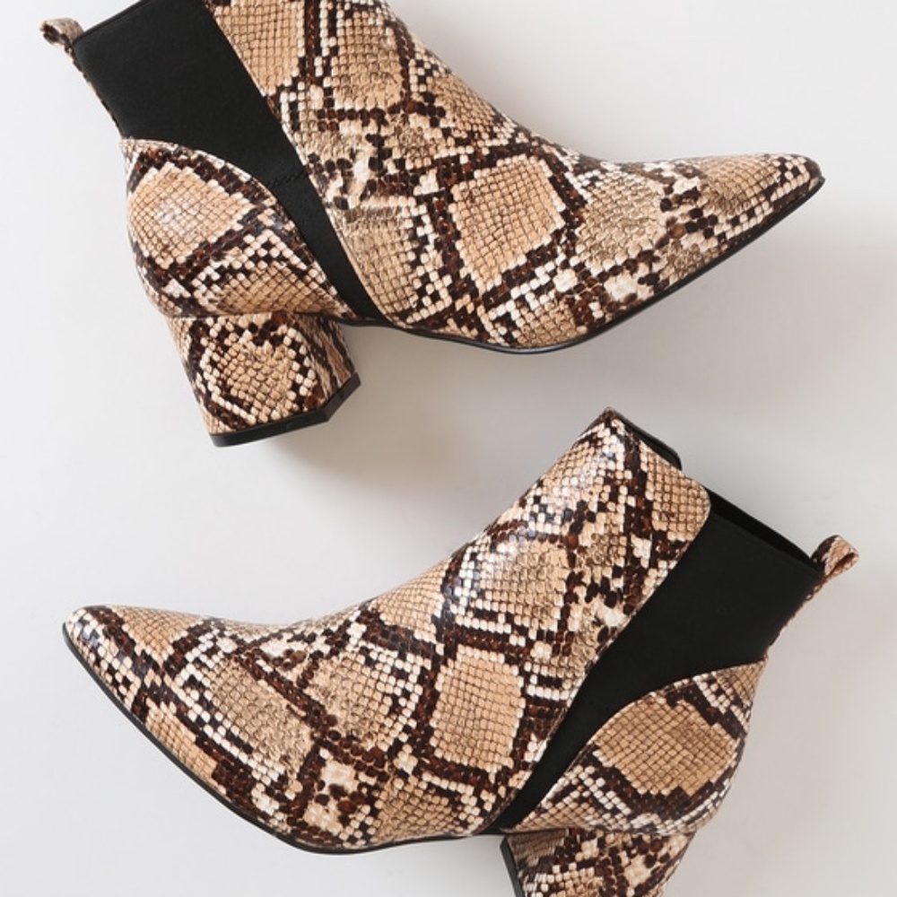 Lulus Chase Light Tan Snake Pointed Toe Ankle Booties Beige - Size 8